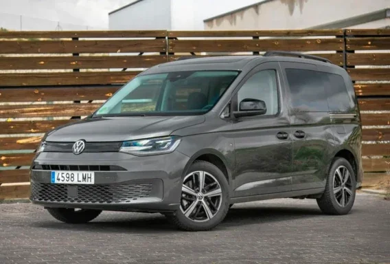 Volkswagen Caddy Maxi (Automatic, 2.0 L, 7 Seats)